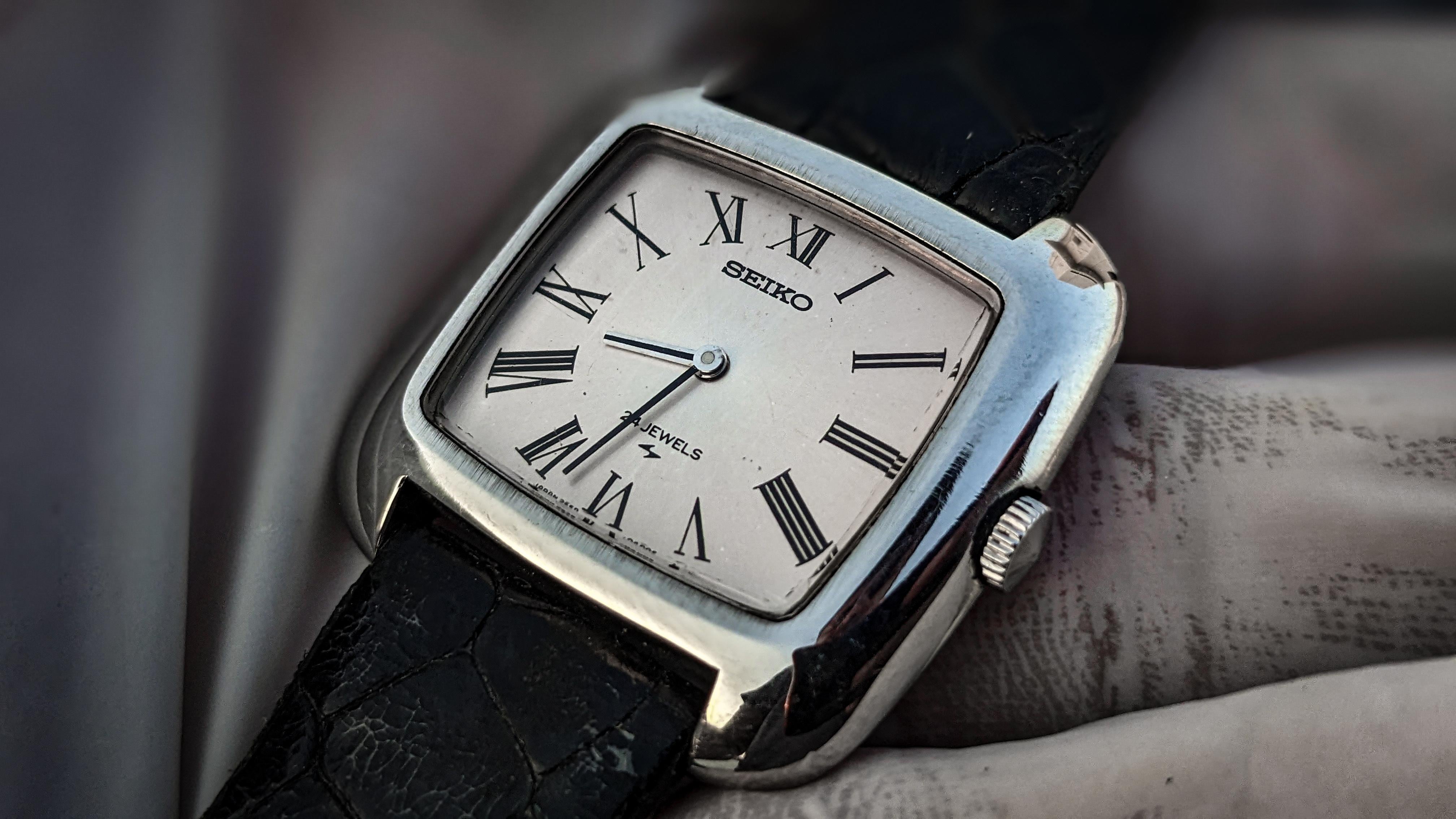 Seiko Chariot 2559-7050 Price as of September 2026 | WatchCharts