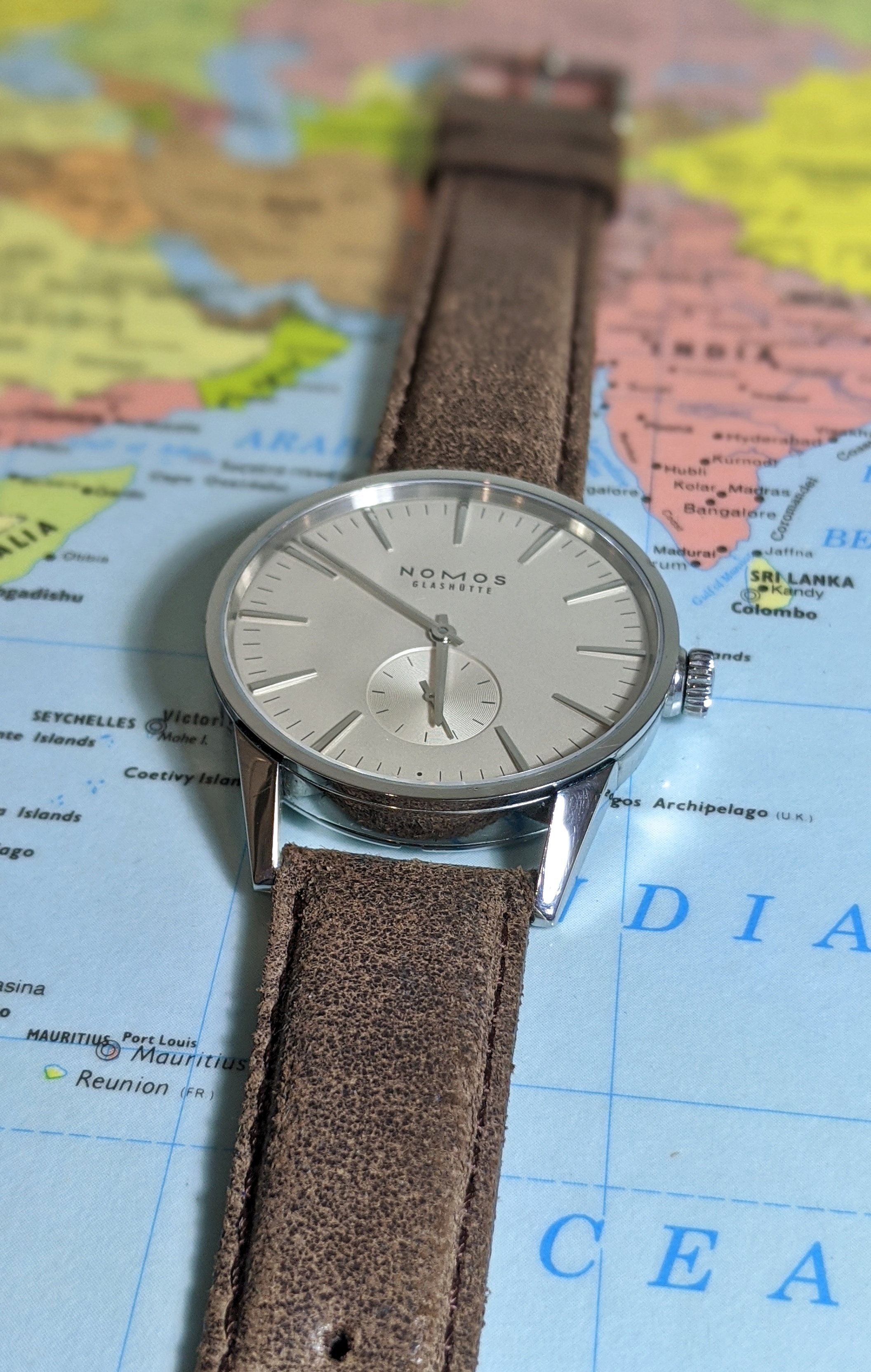 nomos zurich 801