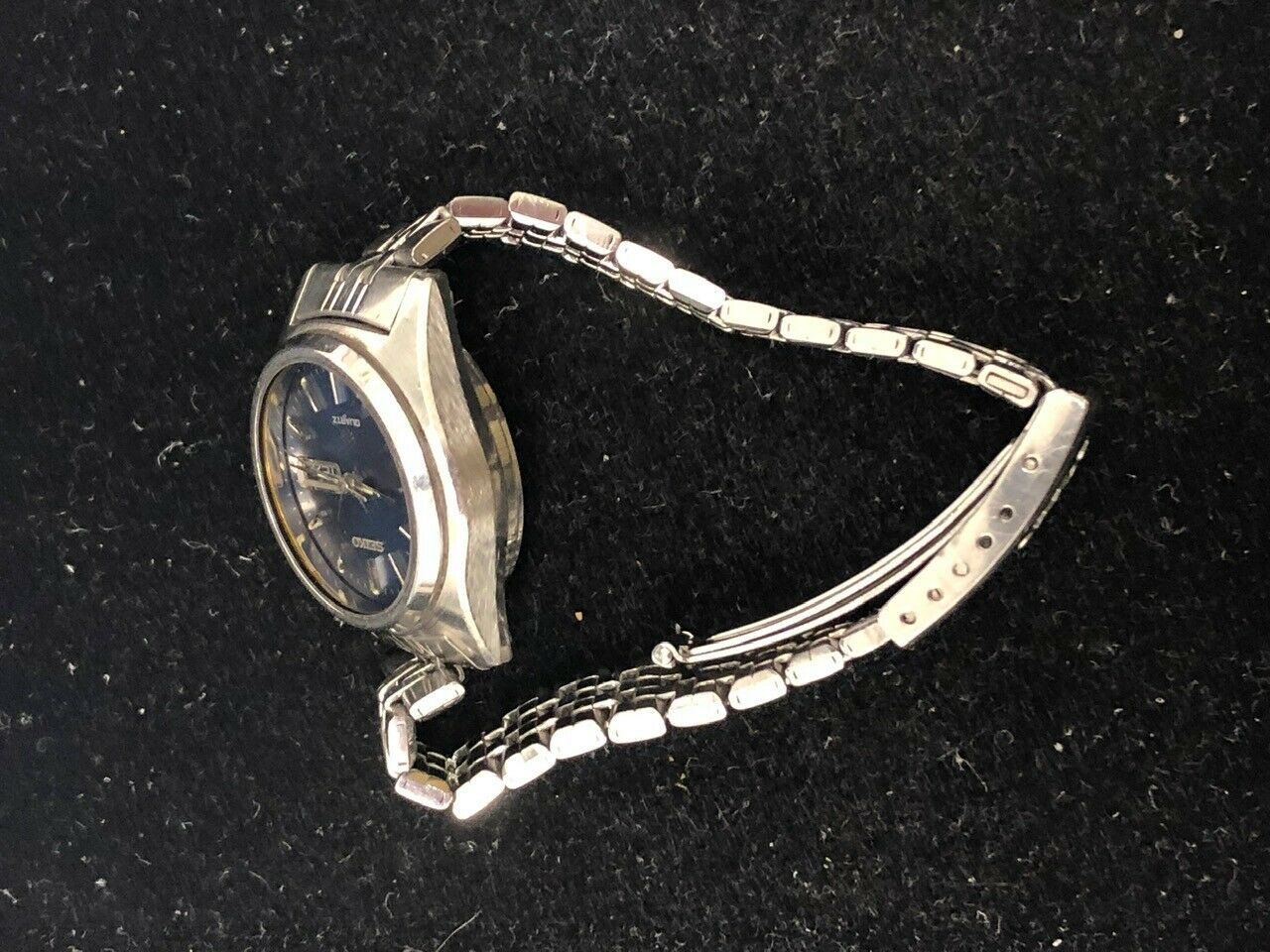 Vintage Ladies Seiko SQ 4303-0029 Silver Tone Day Date Watch