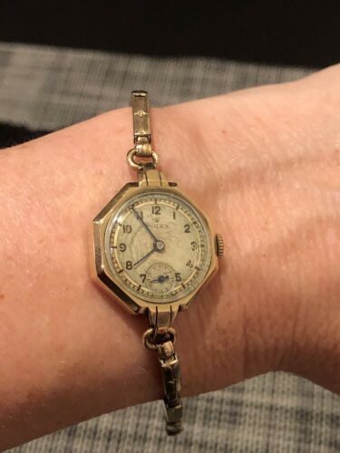 Ladies Rolex 1920s Gold | WatchCharts
