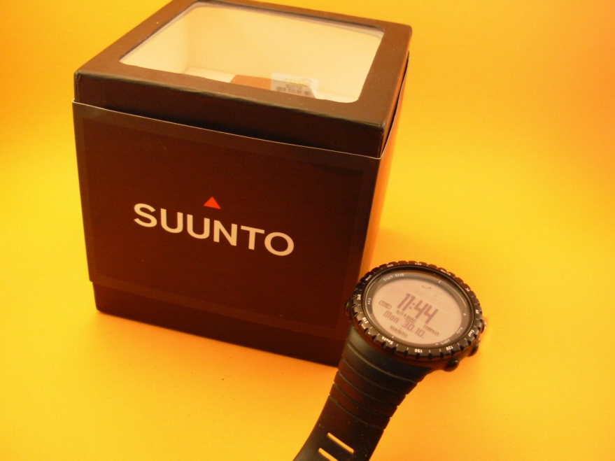 suunto core positive display