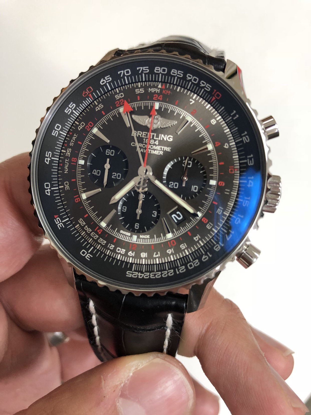 Breitling navitimer b04 discount chronograph gmt 48