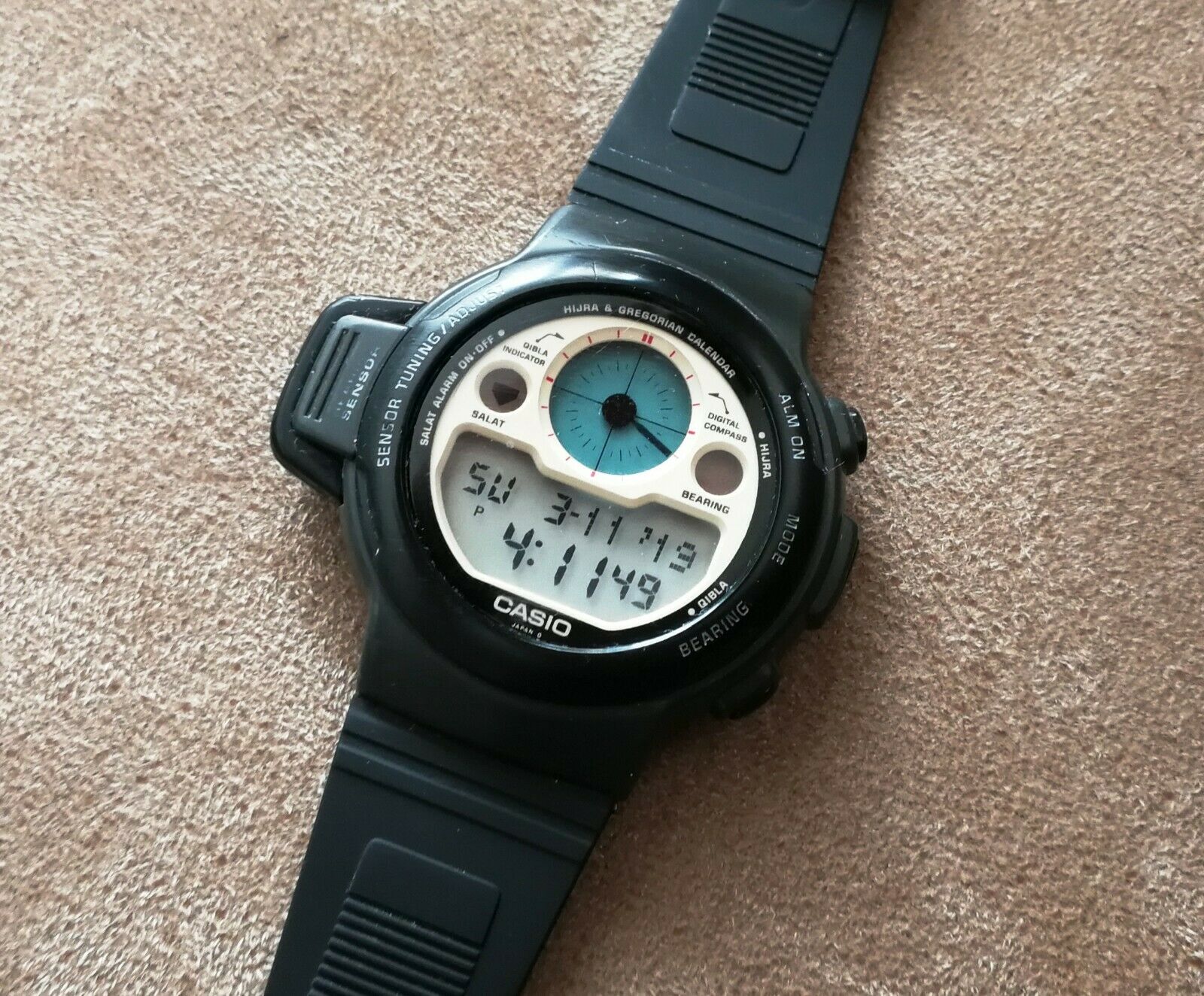 casio qibla compass watch