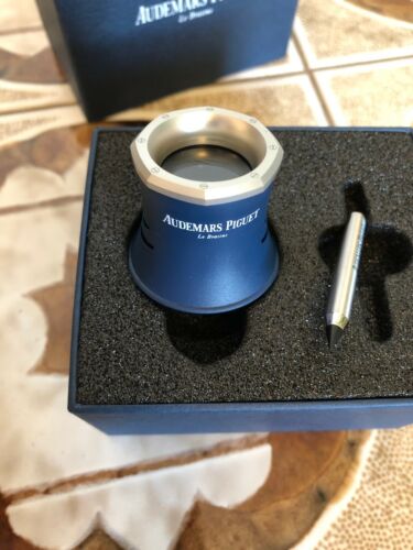 Audemars Piguet Royal Oak magnifying loupe and adjustor tool