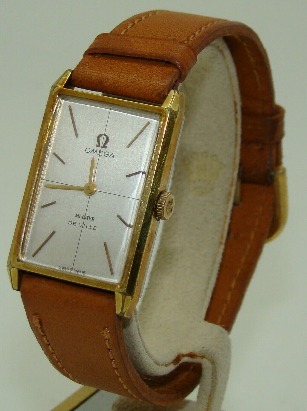 VINTAGE OMEGA MEN s GOLD TONE MEISTER DeVILLE MANUAL WIND WATCH C