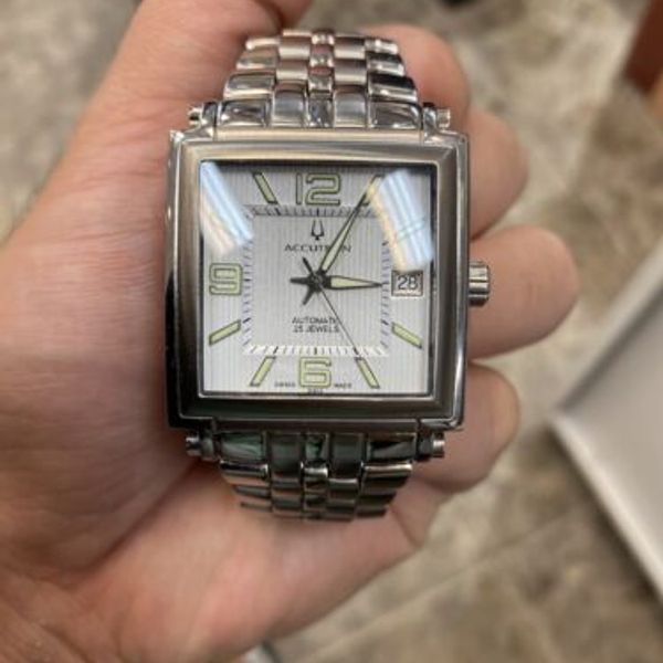 Bulova Accutron C876714 Exhibition Back Automatic 25J Tank Bulova Accutron C876714 Exhibition Back Automatic 25J Tank