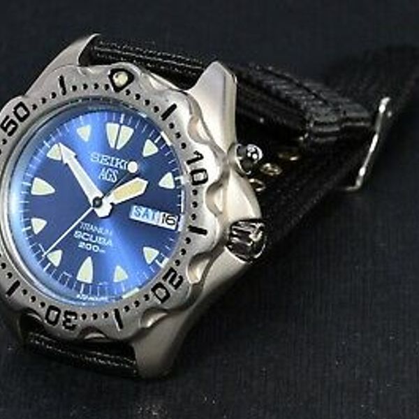 Seiko 5M23-6B40 SBBW025 Blue dial Scuba 200m Diver AGS