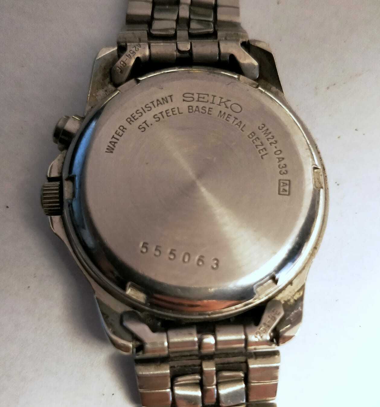 VINTAGE SEIKO Kinetic 3M22-0A33 72hrs Ladies Quartz JAPAN Mov,t