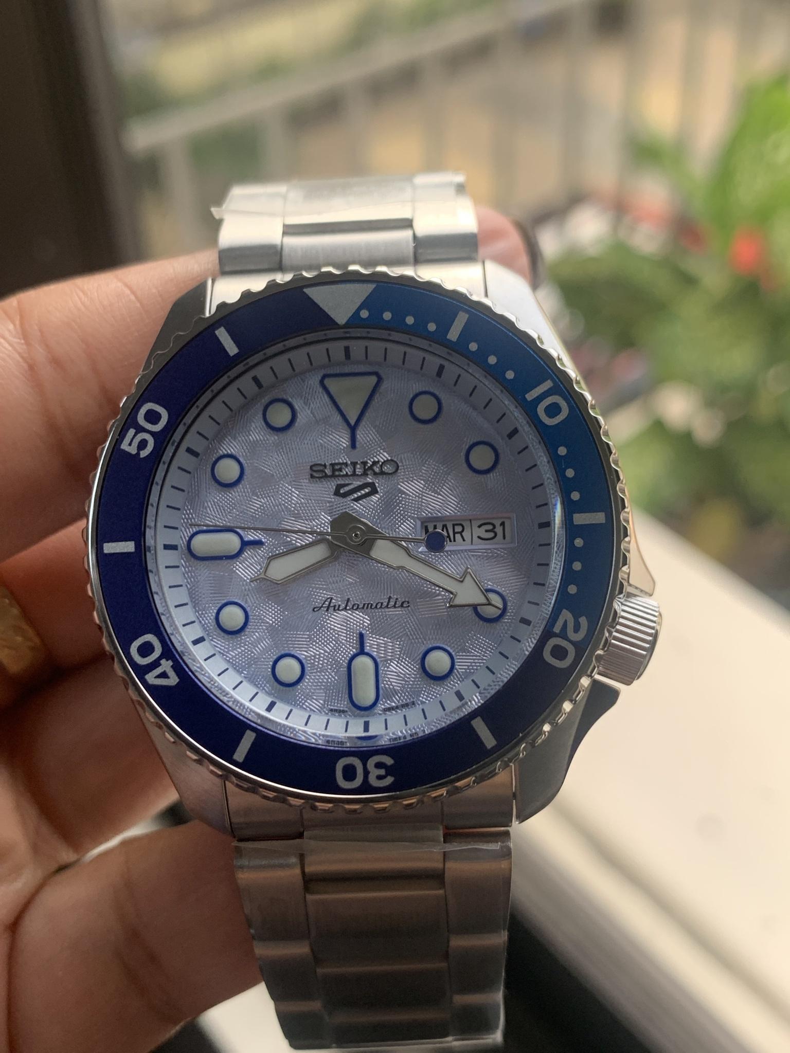 WTS] Seiko 5 Sports SRPE81 “Snowflake Seiko 5” BNIB - $350 | WatchCharts  Marketplace