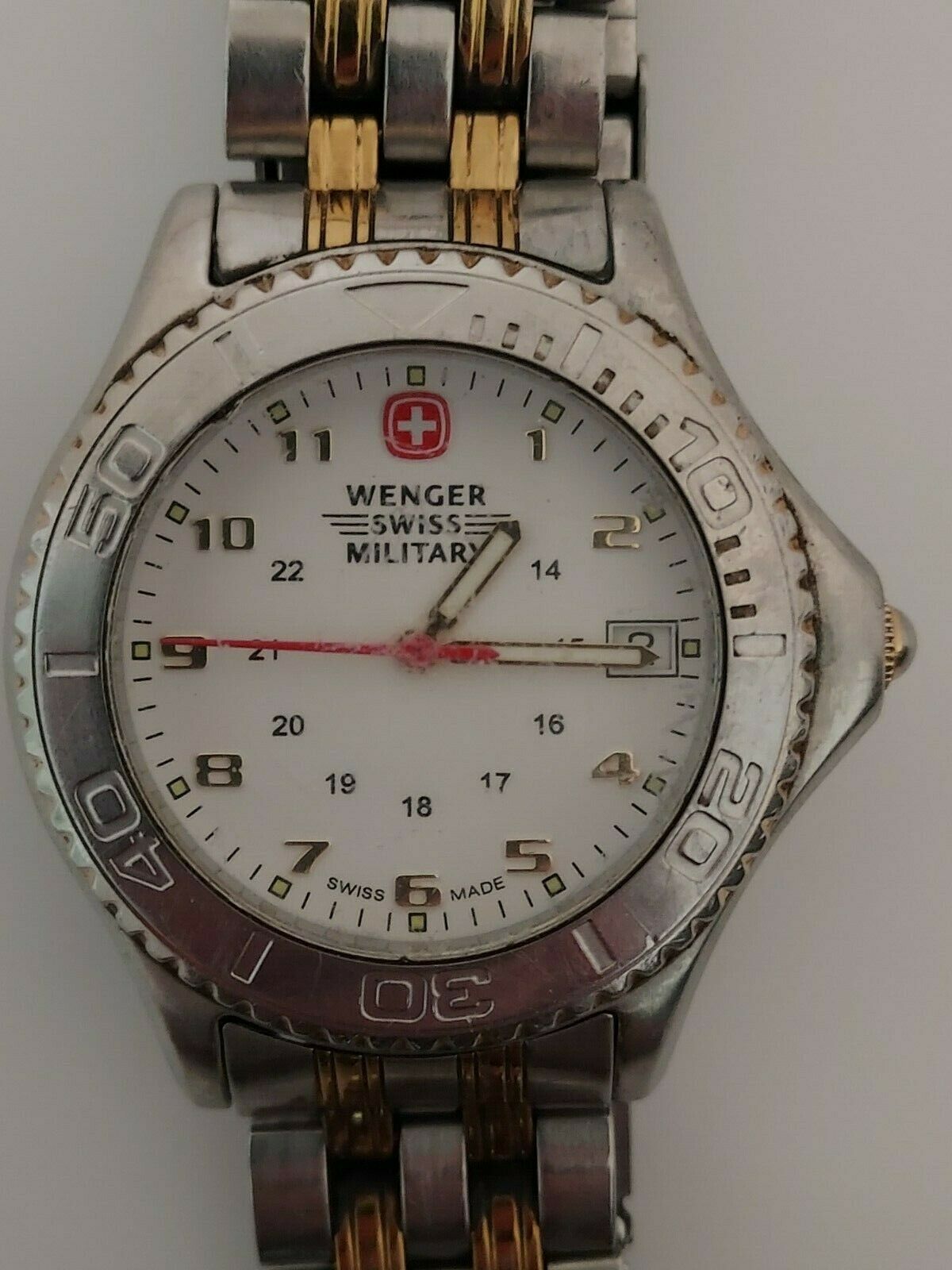 Wenger swiss military sales watch battery replacement