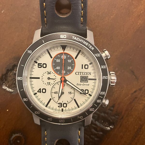 Citizen Orologio analogico da uomo Eco-Drive con cinturino in pelle AR3120-32X