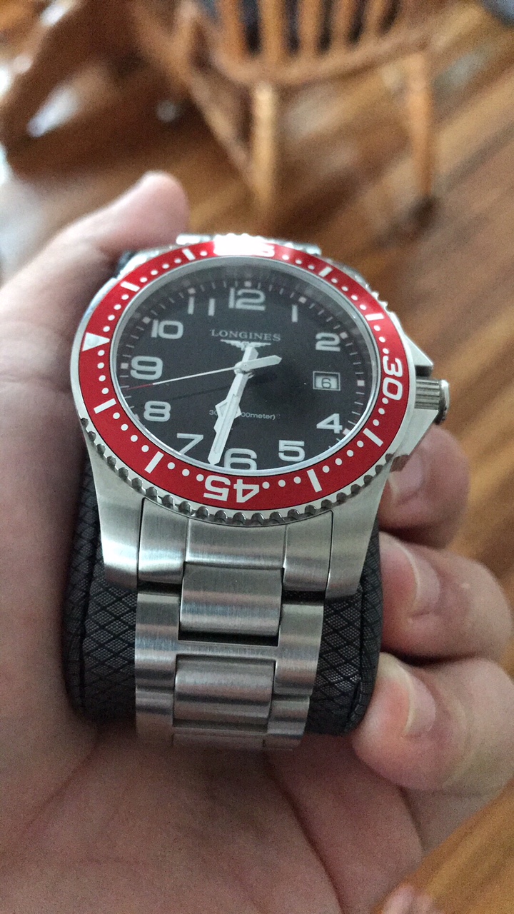 Longines hydroconquest red online bezel