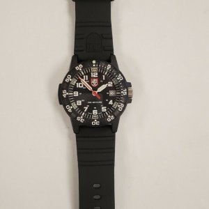 Luminox Series 0300 -1GBq H-3 LX Watch With Case