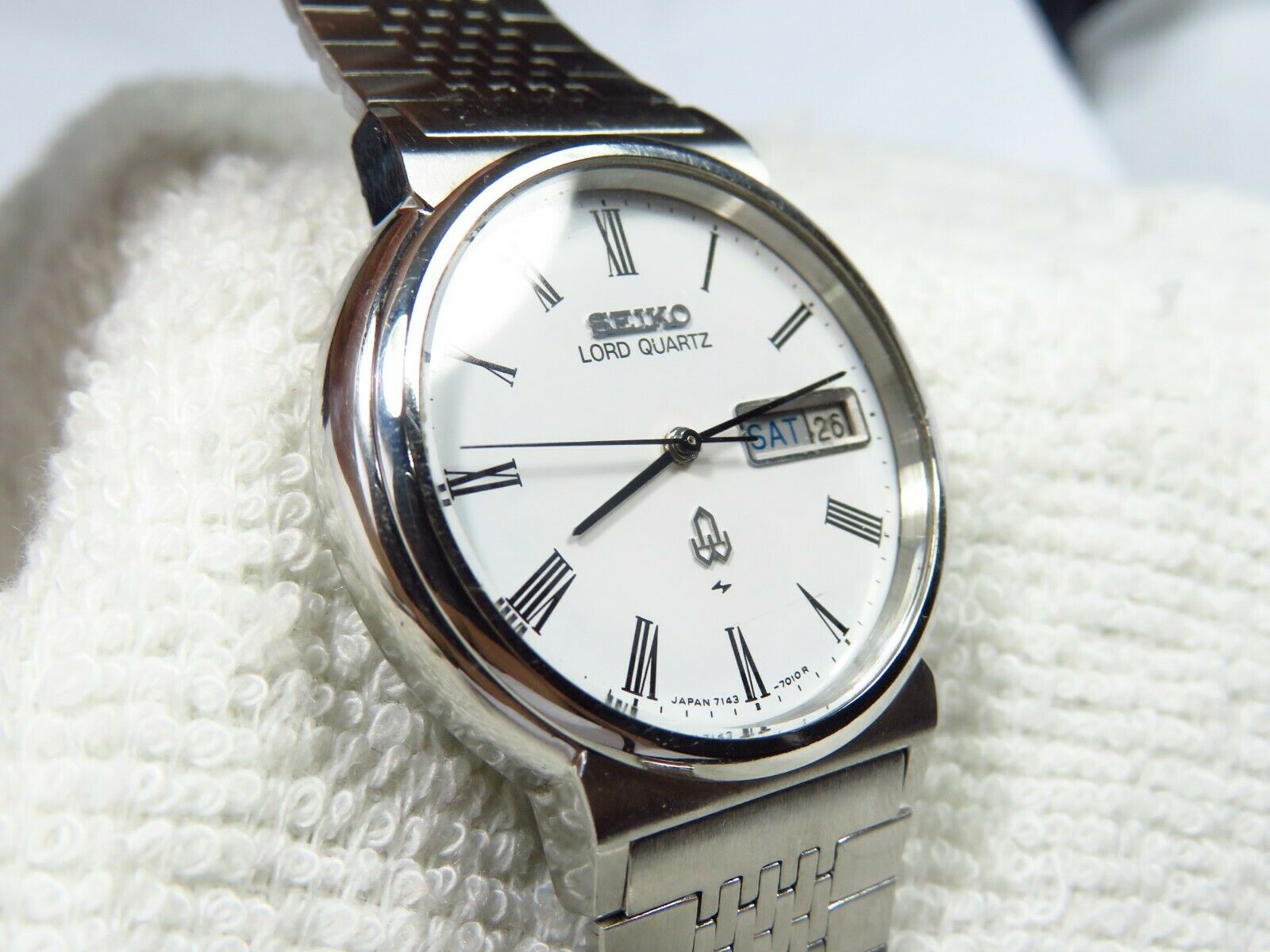Vintage 1979 SEIKO LORD QUARTZ watch { 7143 - 7000 } | WatchCharts