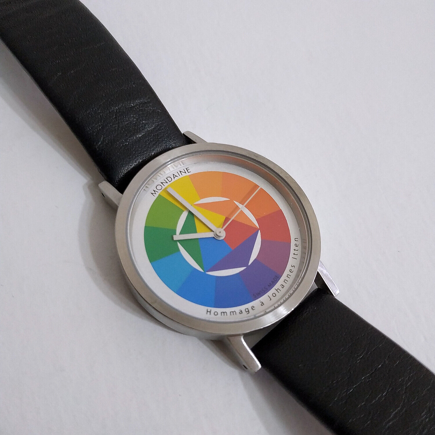 MONDAINE Hommage a Johannes Itten. Vintage. Watch. Quartz. SWISS 