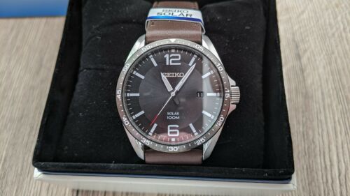 Seiko SNE487P1 Solaruhr NEU | WatchCharts