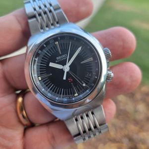 Seiko SUS GMT SCFF005 Price as of August 2025 | WatchCharts