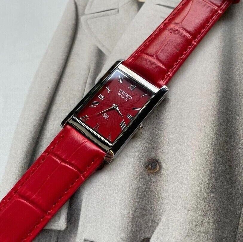 Seiko red clearance face