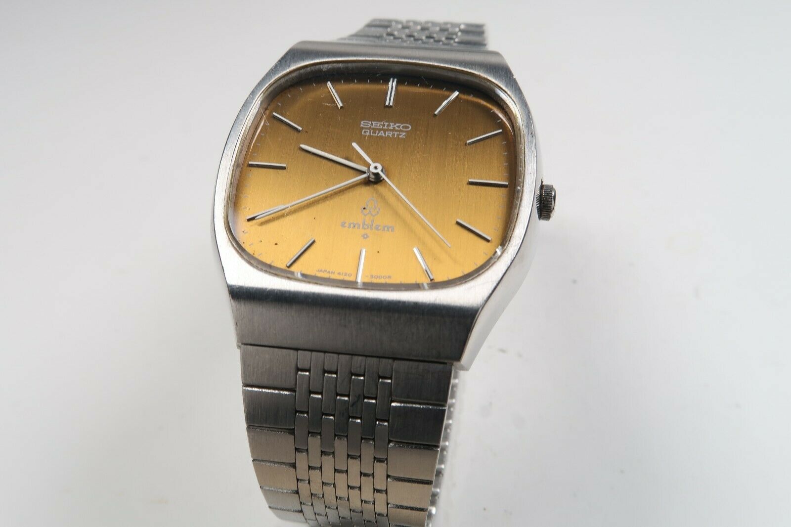 Vintage SEIKO QUARTZ EMBLEM 4120-5000 STAINLESS Mens Watch JAPAN