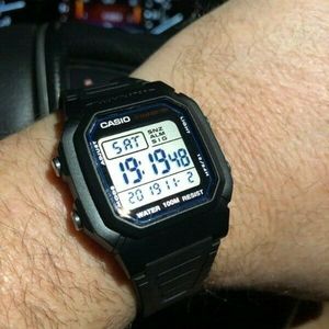 Casio W800h 1av 100 Metres Water Resistant Vintage Retro Digital Watchcharts