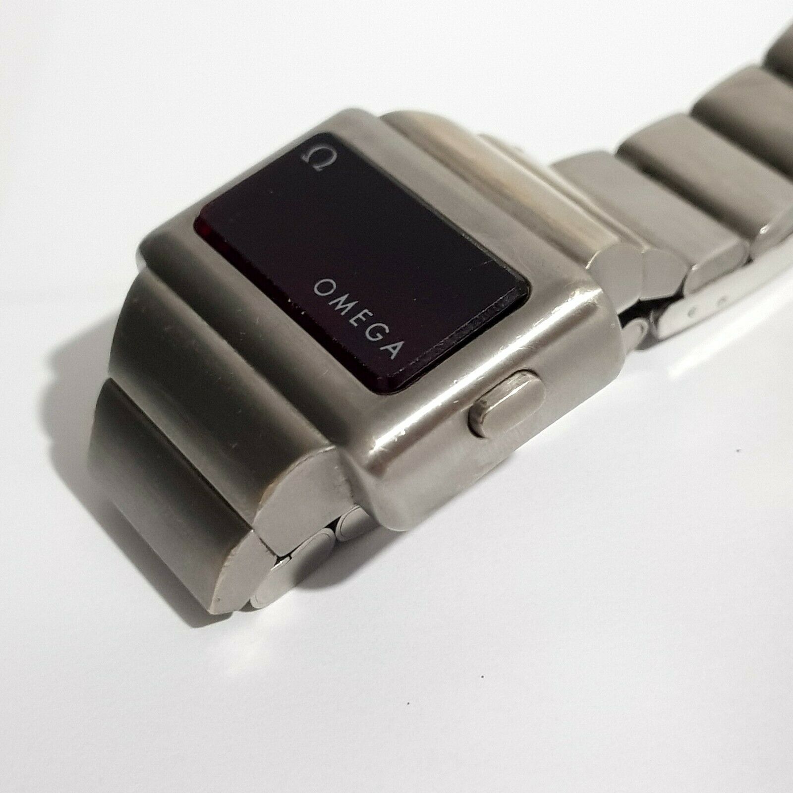 Vintage OMEGA RED LED Constellation Time Computer watch 1972