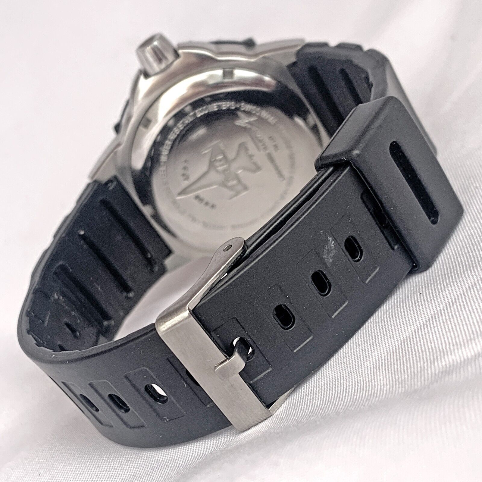Luminox F-16 Dive Field Watch 600 US AF Lockheed Martin Luminox F-16 Dive Field Watch 600 US AF Lockheed Martin