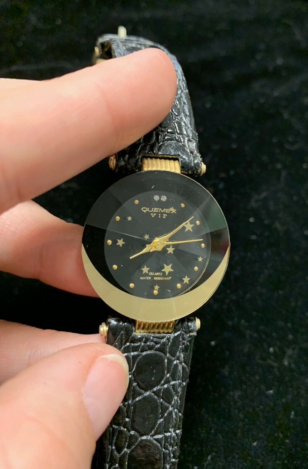 Quemex vip watch on sale price