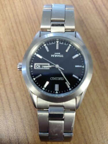 seiko sgg599p1 titanium watch