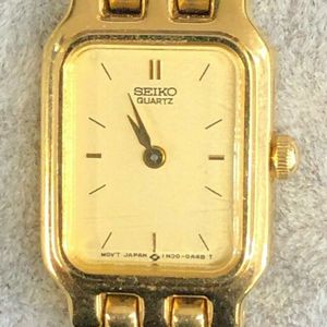 Ladies Seiko 1N00-5A10 Quartz Gold Tone Watch New Battery | WatchCharts