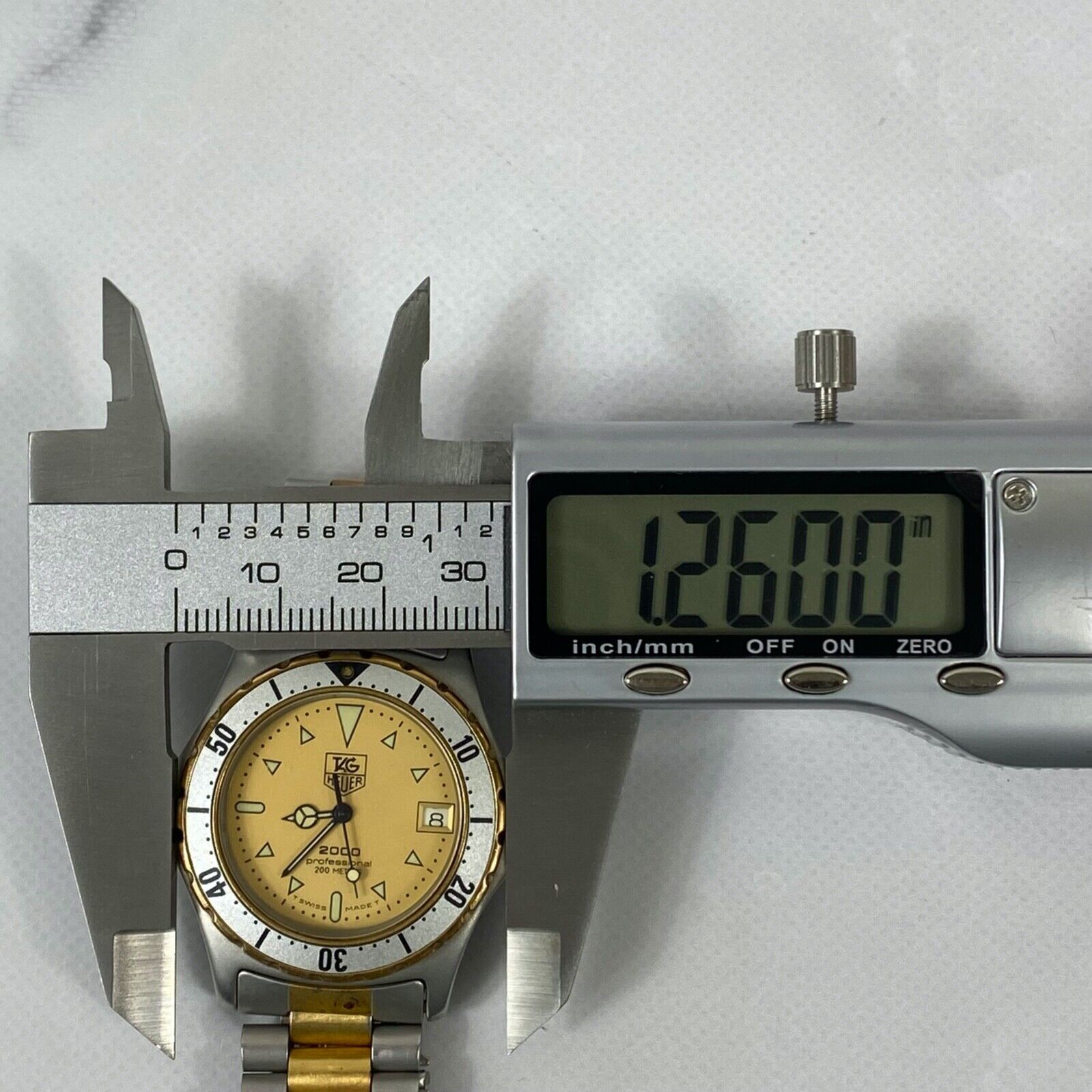 TAG HEUER Professional 200 974.013 Date Swiss Made Mens Watch