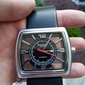 WTS] 2 x Diesel Watches – (1) Automatic, Ref# DZ-4135 & (1