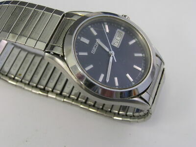 Seiko Dress Watch Day Date w Band Box 7N43 9070 WatchCharts