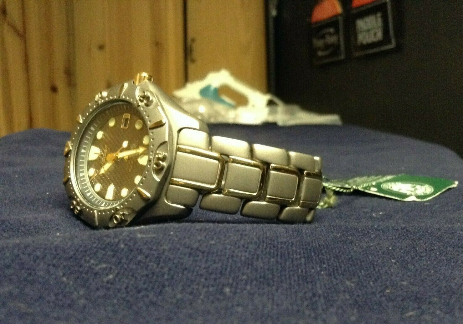 Citizen Titanium Solar-Tech 180 Eco-Drive Mens Diver Watch