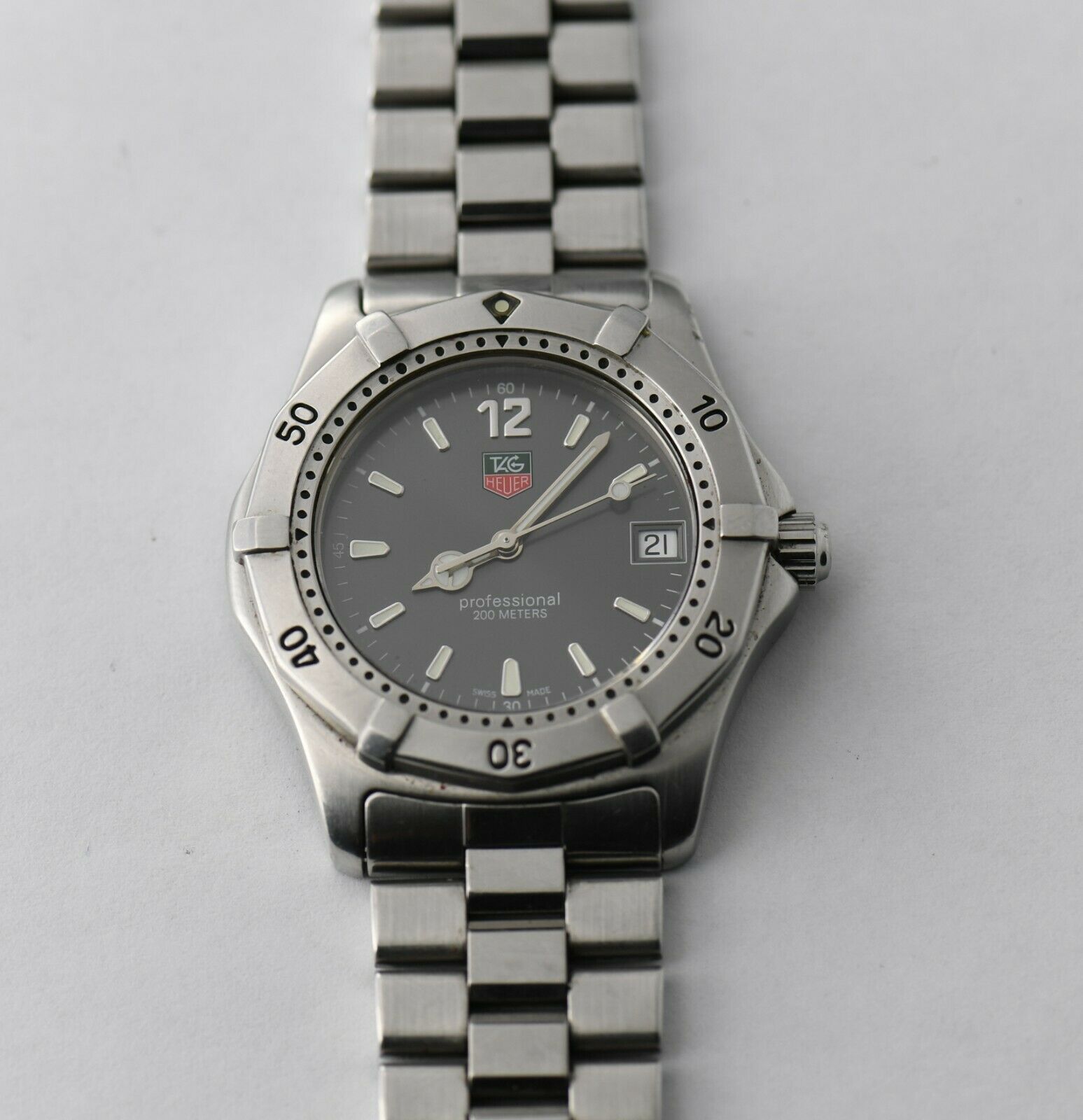 TAG HEUER G3065 Dive Watch 38mm AS IS NO RESERVE WatchCharts