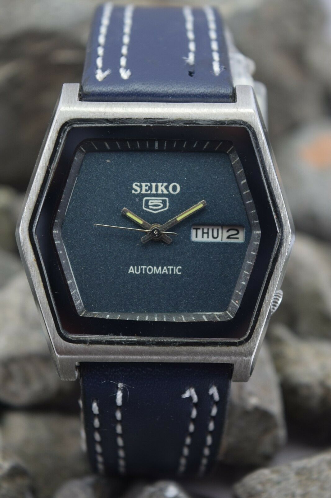 VINTAGE SEIKO 6309 AUTOMATIC WRIST WATCH. BEAUTIFUL GREEN DIAL. SS