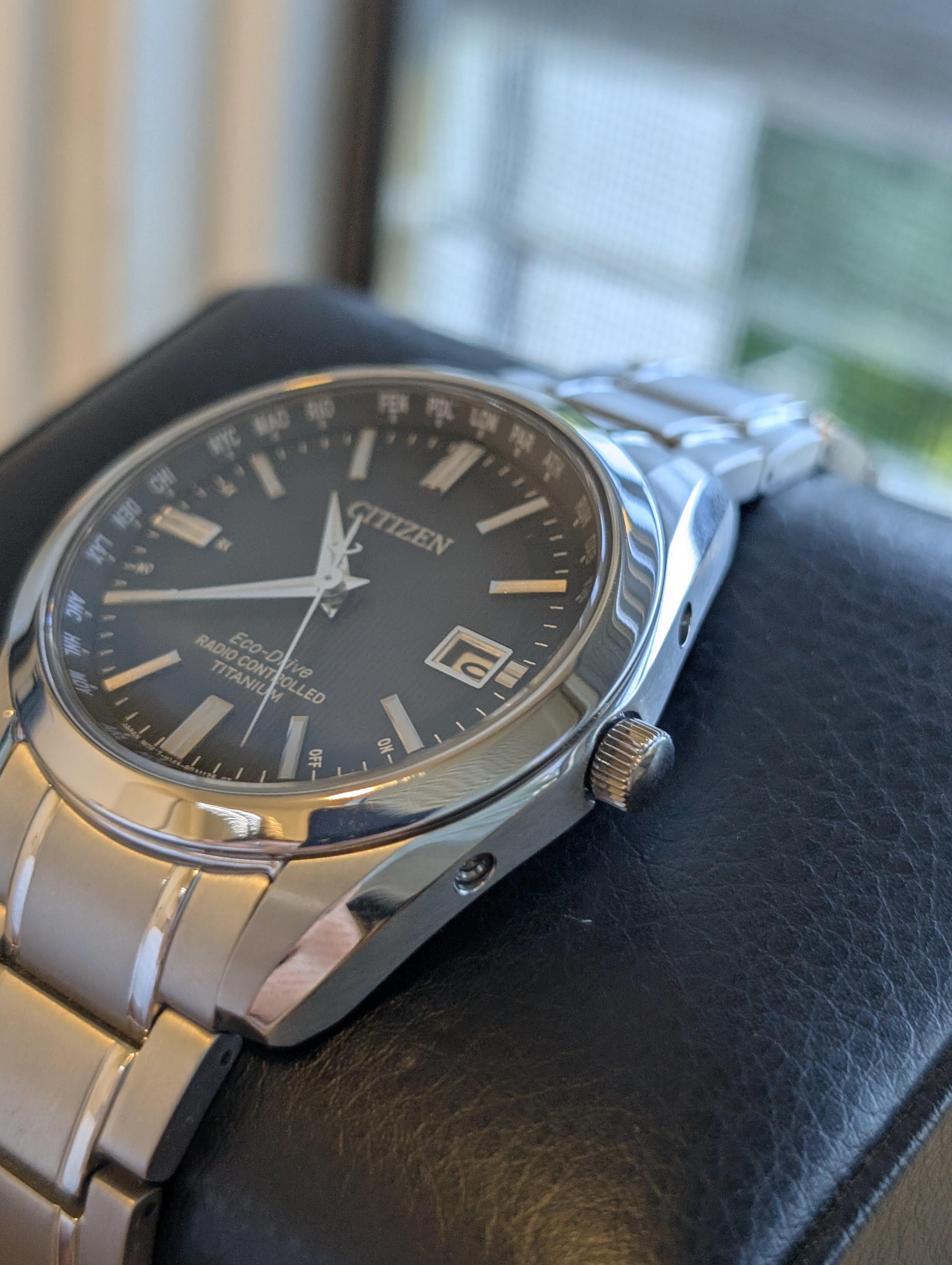 CITIZEN CWB0901-03（Citizen Cwb0901-03 Date Titanium Eco
