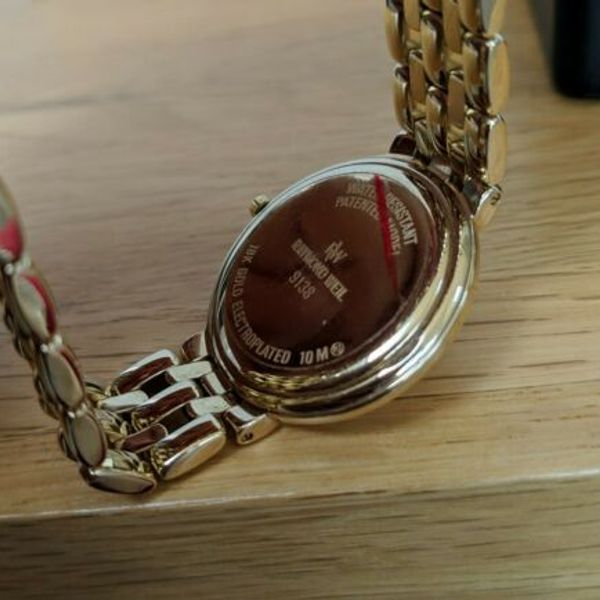 BNIB RAYMOND WEIL 9138 WATCH. BOUGHT IN 1993, NEVER WORN. 18 K