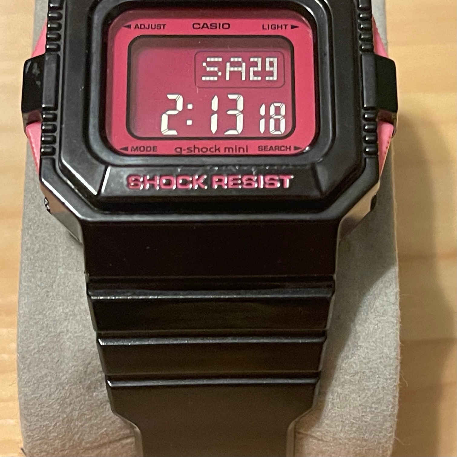 Casio g shock mini clearance gmn 550