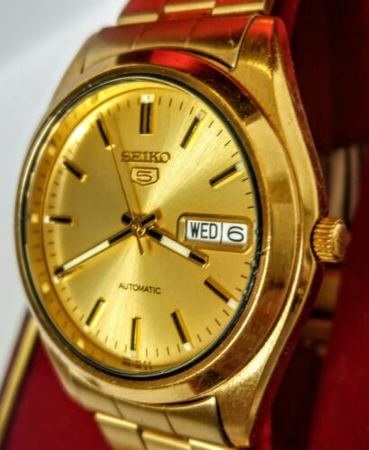 VINTAGE SEIKO 5 AUTOMATIC GOLD TONE WATCH 7S26-0440 ,21 VINTAGE SEIKO 5 AUTOMATIC GOLD TONE WATCH 7S26-0440 ,21