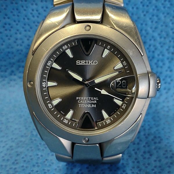8F32-0049 SEIKO Perpetual Calendar Titanium Watch RUNNING | WatchCharts