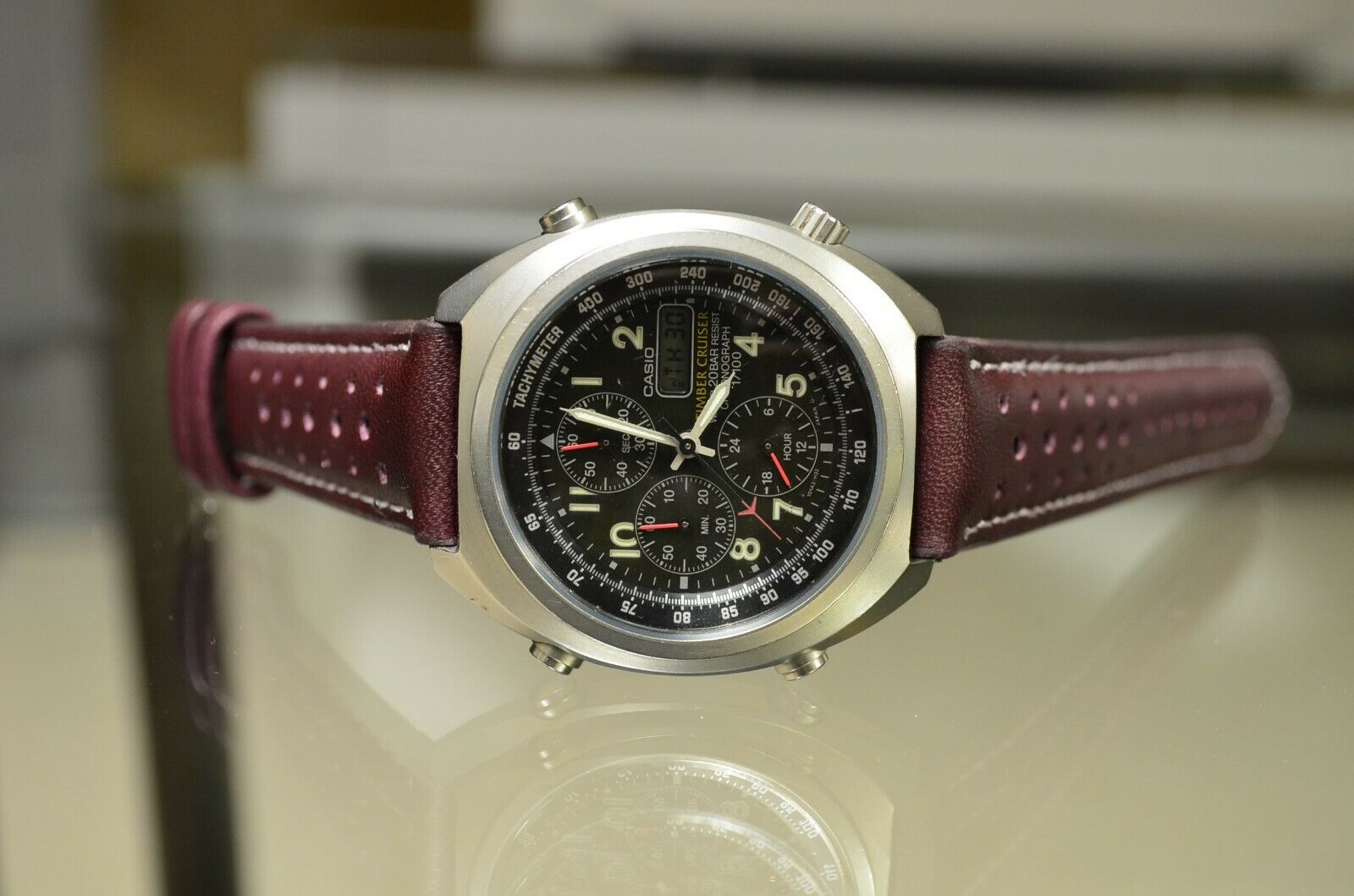 CASIO TIC-100 TIMBER CRUISER CHRONOGRAPH ANALOG DIGITAL
