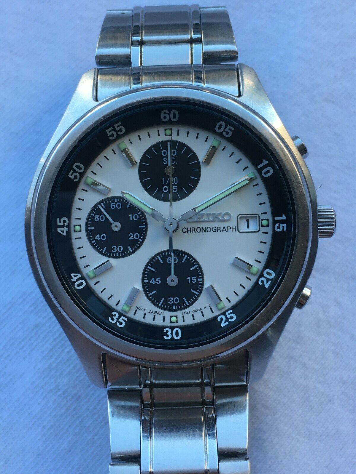 Seiko 7t92-OCCB panda dial vintage quartz chronograph
