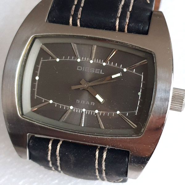 DIESEL　腕時計 Men's DIESEL Watch DZ-2061 STAINLESS STEEL Black Leather