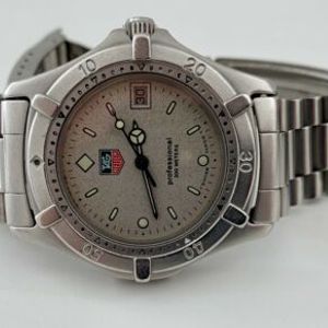 TAG Heuer 2000 Series 962-213-F2 - Excellent Condition 