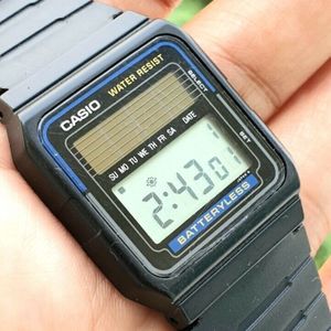 Casio Solar Mod.520 FB-52W Japan Vintage Watch | WatchCharts