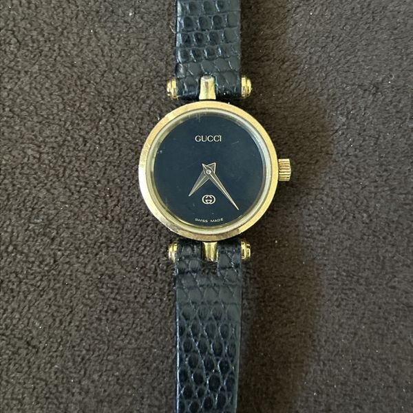 Vintage Womenâ s Gucci Watch Model 2000L Gold Plated Untested ...