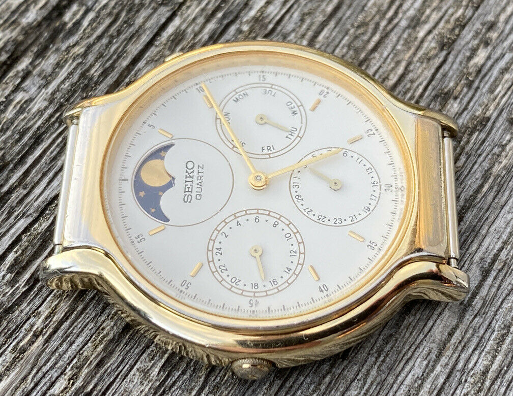 Seiko CAL 7F38-7030 Day Date Moon phase Quartz watch for parts !!! |  WatchCharts