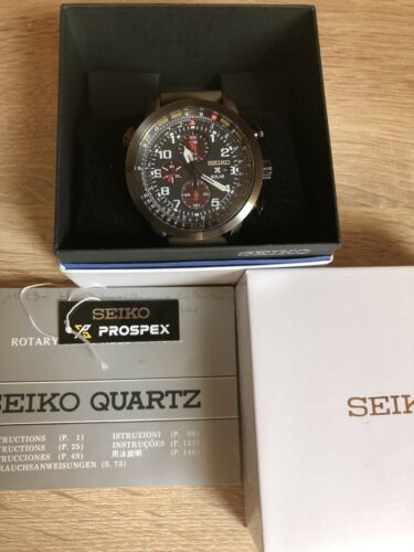 Seiko X Solar V176-0AG0 Chronograph | WatchCharts Marketplace