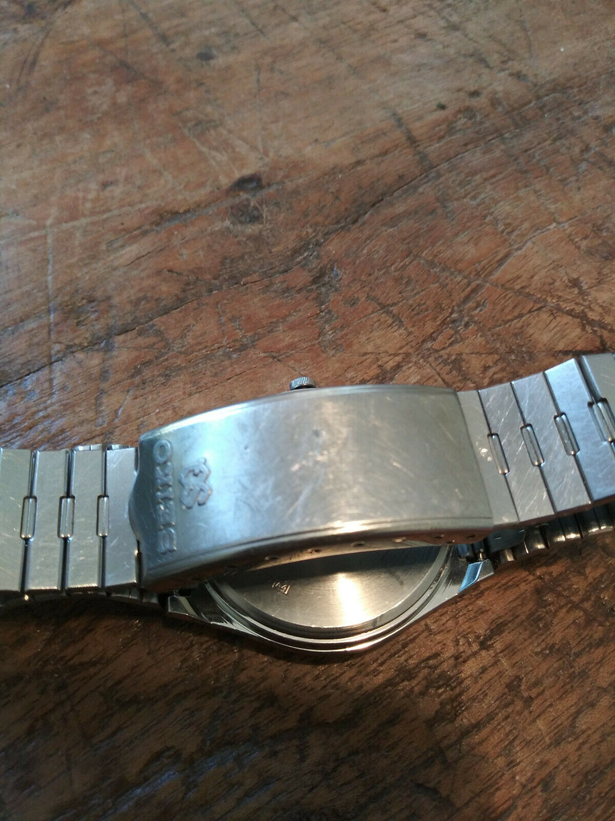 Vintage 1983 Seiko SQ 8122-7029 Silver Dial Date Men's Dress Watch