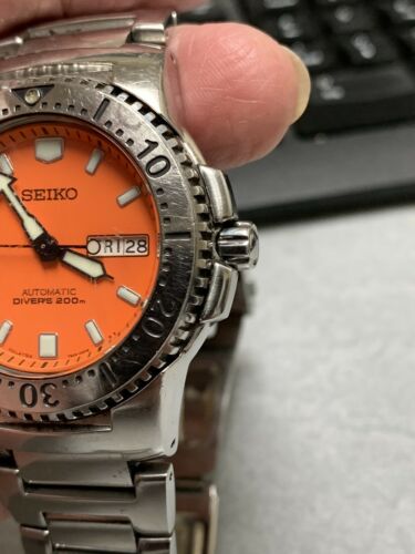 SEIKO DIVER MENS 7S26-01X0 200M DAY/DATE 21J ORANGE KNIGHT AUTOMATIC WATCH  | WatchCharts Marketplace